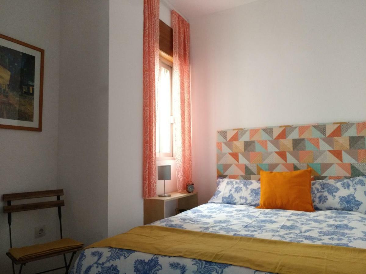 Azahar Apartamentos Triana V Seville Luaran gambar
